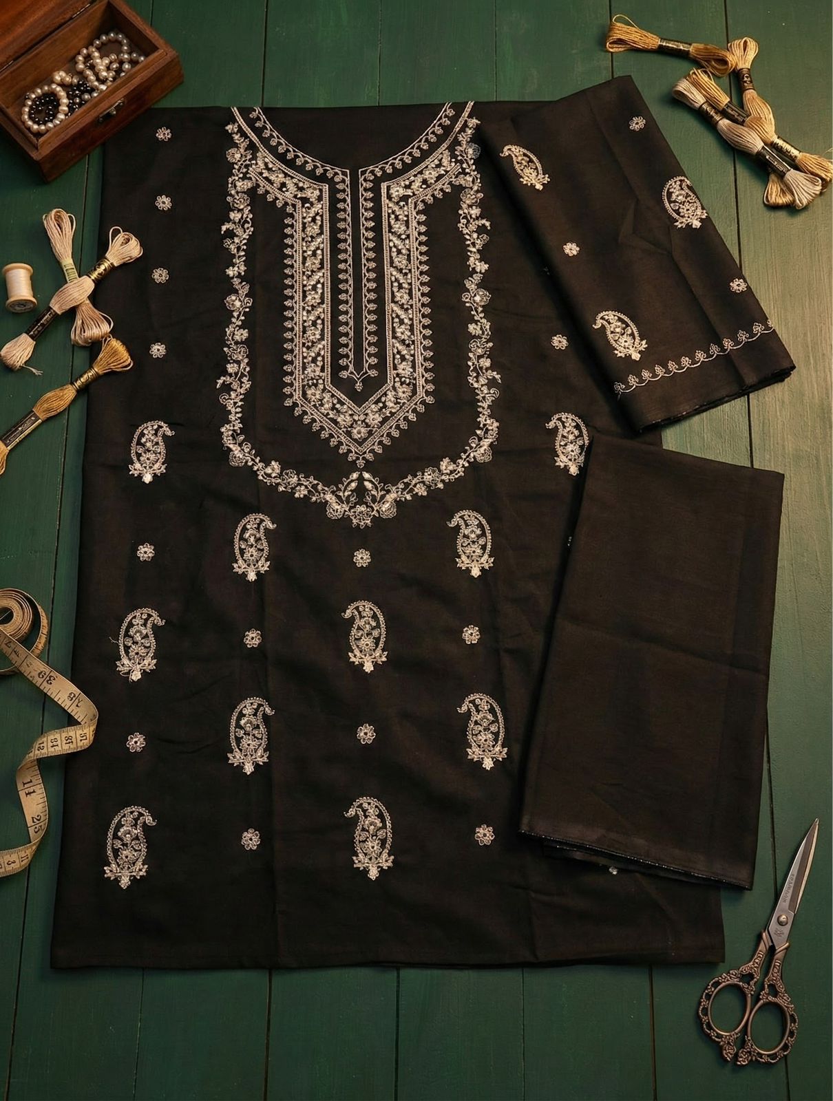 Umzay Unstitched