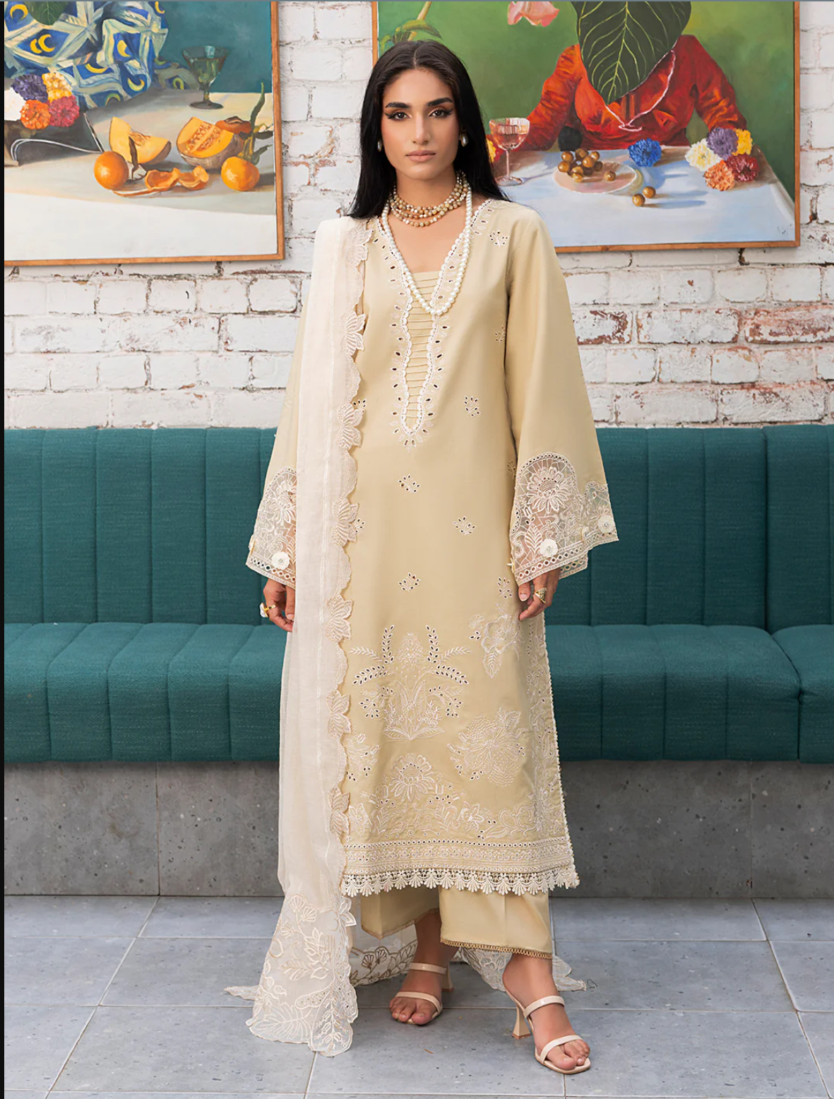 IZEL Unstitched
